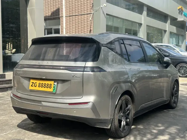 GAC Aion Y — Фото автомобиля 6