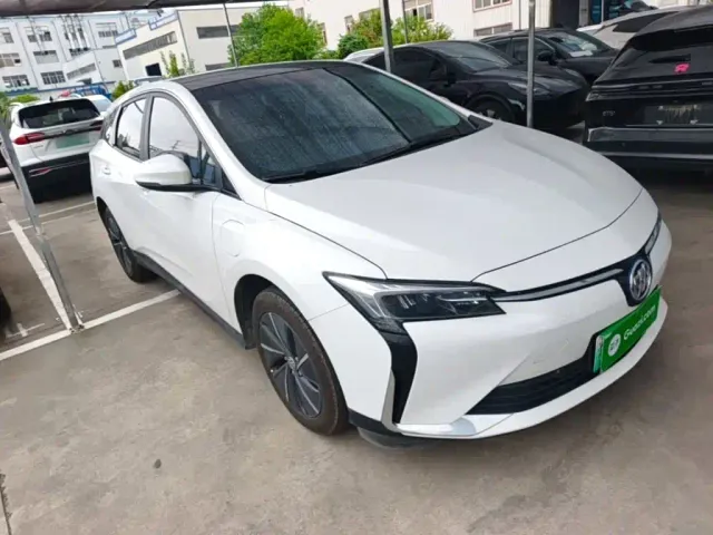 Buick Velite 6 — Фото автомобиля 3