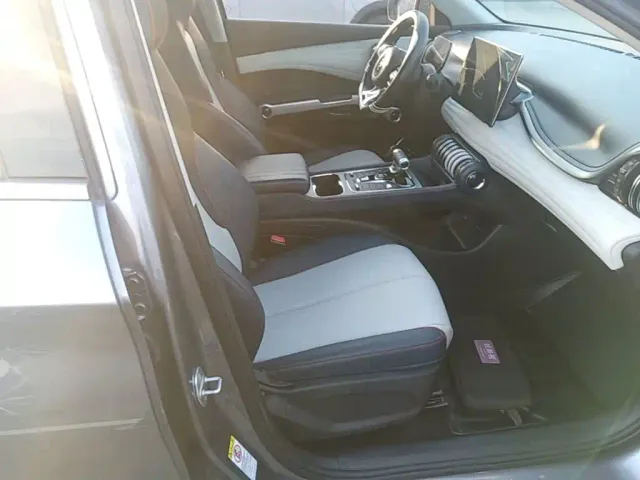 BYD Yuan PLUS — Фото автомобиля 24