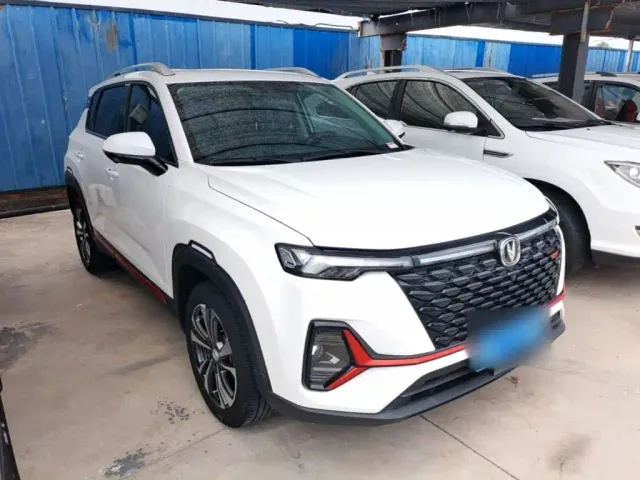 Changan CS35 Plus — Фото автомобиля 21