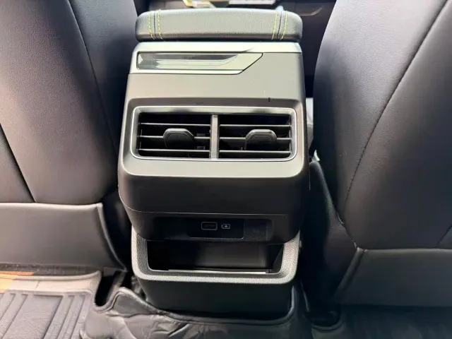 Geely Xingrui — Фото автомобиля 12