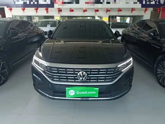 Volkswagen Passat — Фото автомобиля 2
