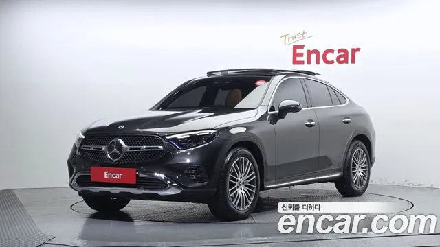 Фотография автомобиля — Mercedes-Benz GLC-Class