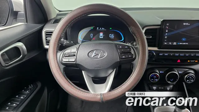 Hyundai Venue — Фото автомобиля 19