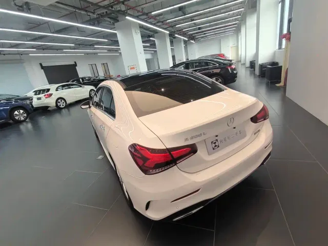 Mercedes-Benz A-Class — Фото автомобиля 6