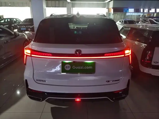 Changan CS75 Plus — Фото автомобиля 5