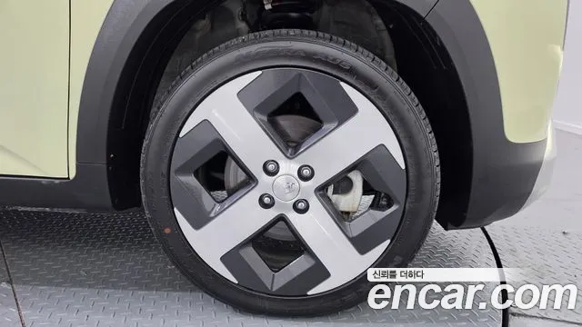 Hyundai Casper Electric — Фото автомобиля 6