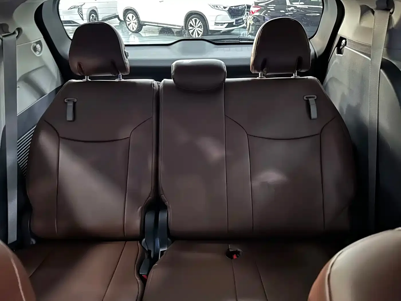 Toyota Toyota Sienna 2023 2.5L Hybrid Comfort Edition — Фото автомобиля 11