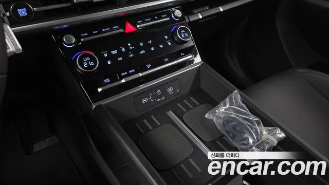 Hyundai Santa Fe MX5 — Фото автомобиля 11