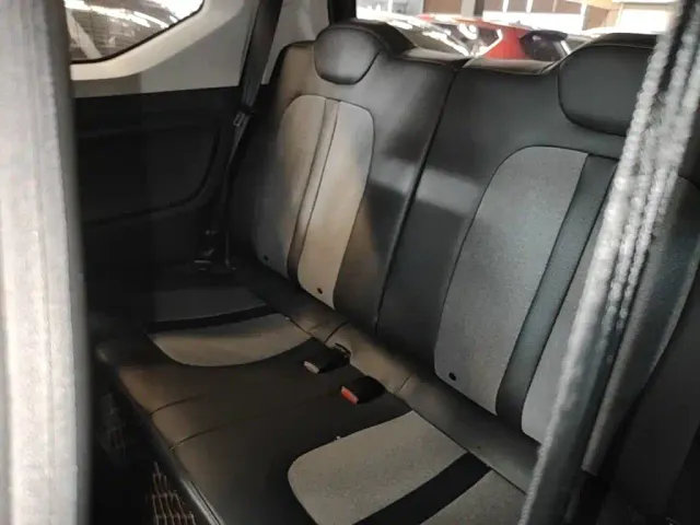 Wuling Hongguang Mini EV — Фото автомобиля 16