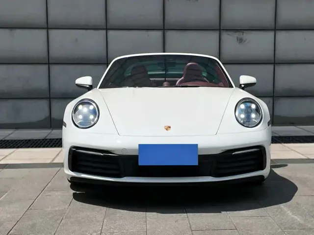 Porsche 911 — Фото автомобиля 2