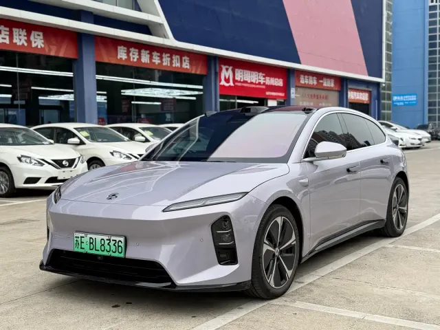 Фотография автомобиля — Nio ET5 Touring