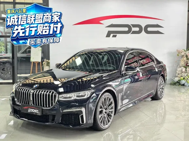 Фотография автомобиля — BMW 7 Series