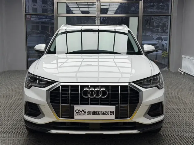 Audi Q3 — Фото автомобиля 2