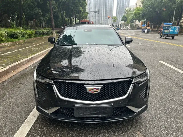 Cadillac CT4 — Фото автомобиля 2