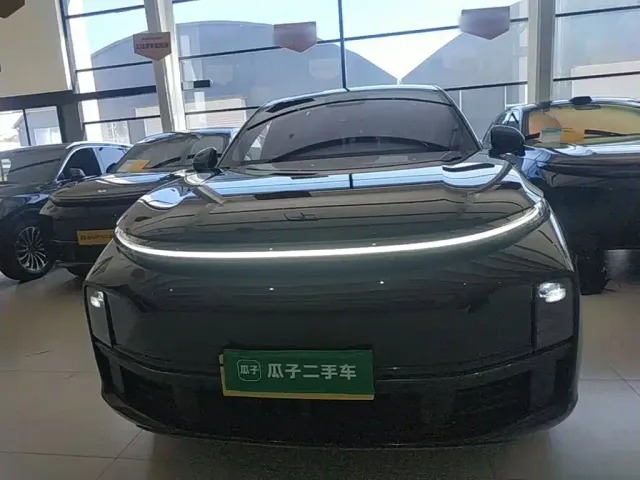 Li Auto L7 — Фото автомобиля 2