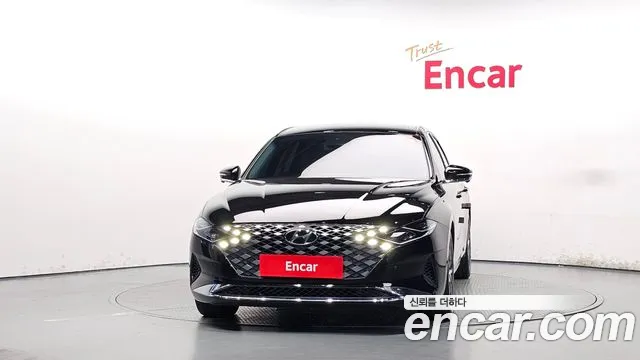 Hyundai Grandeur Grandeur (New) — Фото автомобиля 3