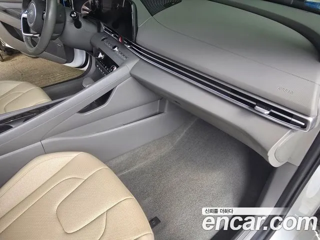 Hyundai Avante CN7 — Фото автомобиля 18