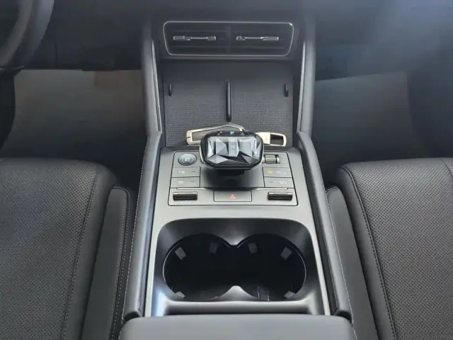 BYD Qin L — Фото автомобиля 15