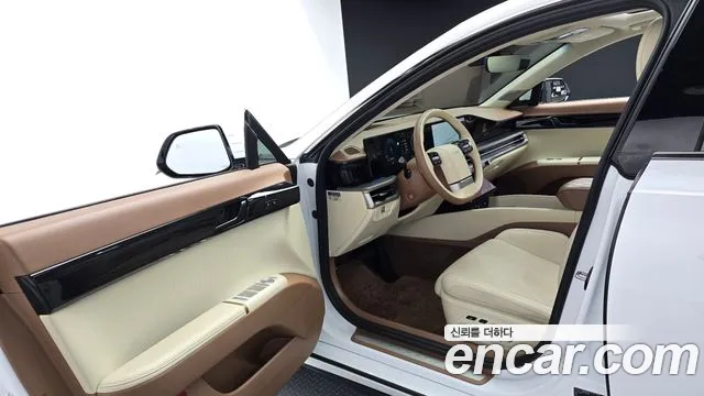 Hyundai Grandeur GN7 — Фото автомобиля 10