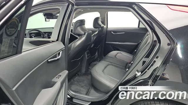 Kia Niro All Niro EV Air — Фото автомобиля 12