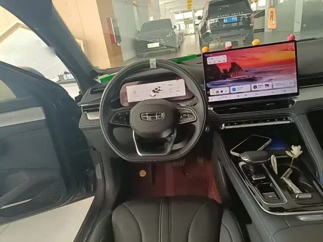Geely Xingrui — Фото автомобиля 10