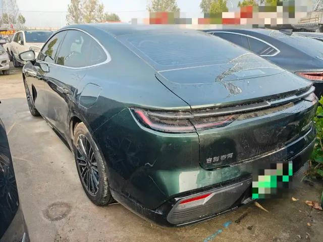 Geely Galaxy Xingyao 8 — Фото автомобиля 8