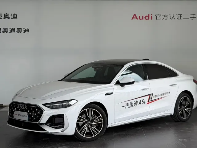 Фотография автомобиля — Audi A5L