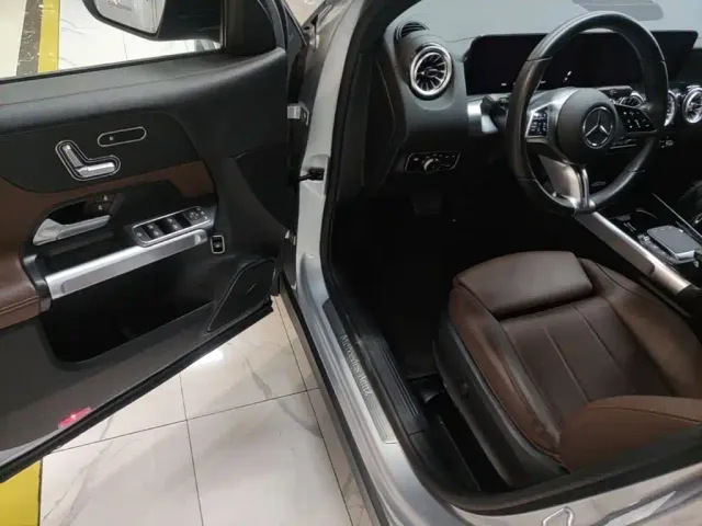 Mercedes-Benz GLB-Class — Фото автомобиля 15