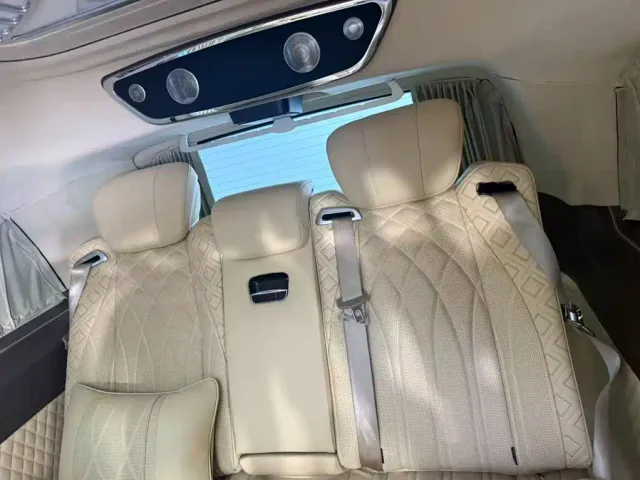 Mercedes-Benz Mercedes-Benz V-Class 2020 Model V 260 L Long Wheelbase Luxury — Фото автомобиля 12