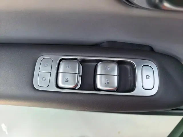 Changan Qiyuan A06 — Фото автомобиля 13