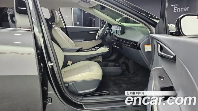 Kia EV6 Standard — Фото автомобиля 25
