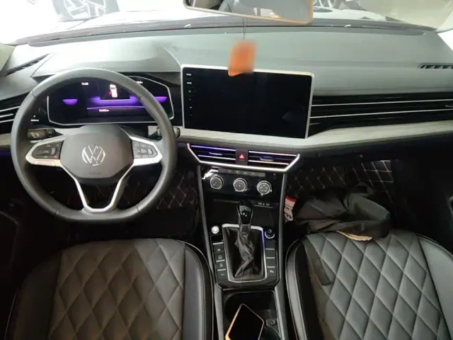 Volkswagen Sagitar — Фото автомобиля 9