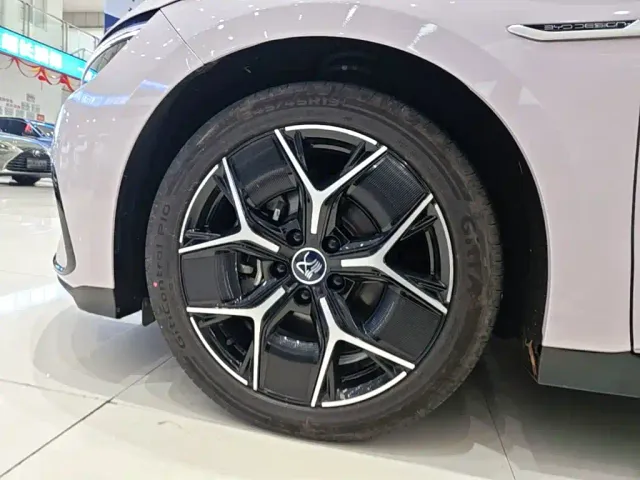 BYD Han — Фото автомобиля 22