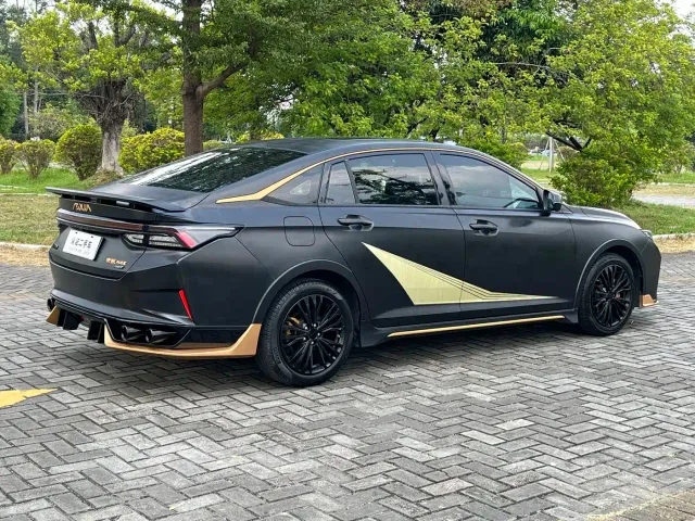 Dongfeng Yixuan MAX — Фото автомобиля 6