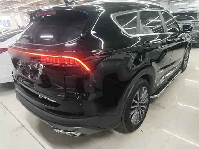 Jetour X70 Plus — Фото автомобиля 6