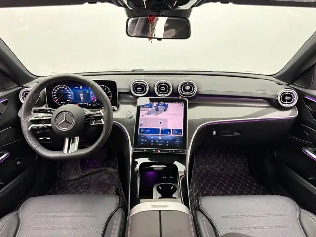 Mercedes-Benz C-Class — Фото автомобиля 10