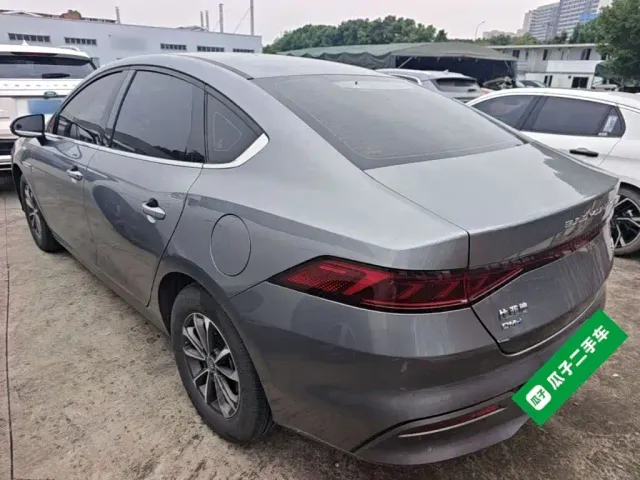 BYD Qin PLUS — Фото автомобиля 4