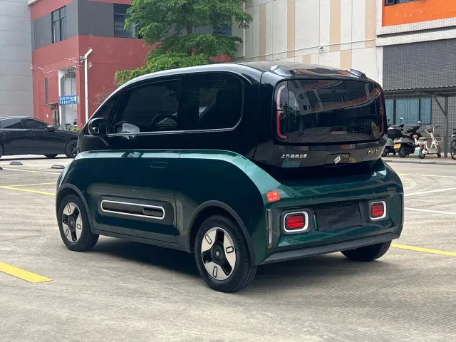 Baojun KiWi EV — Фото автомобиля 3