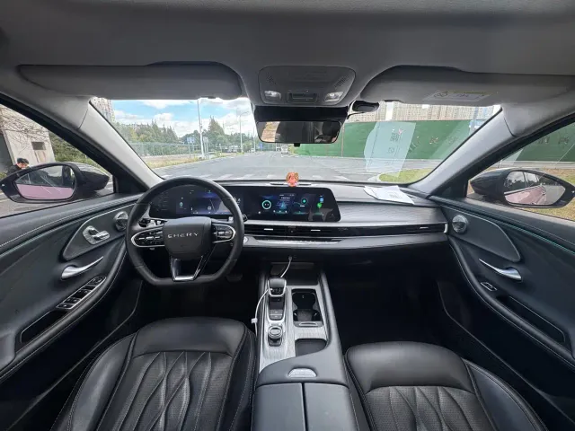 Chery Arrizo 8 — Фото автомобиля 9