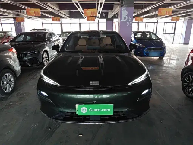 Geely Galaxy Xingyao 8 — Фото автомобиля 2
