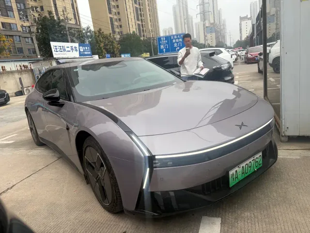 Xpeng P7 — Фото автомобиля 3