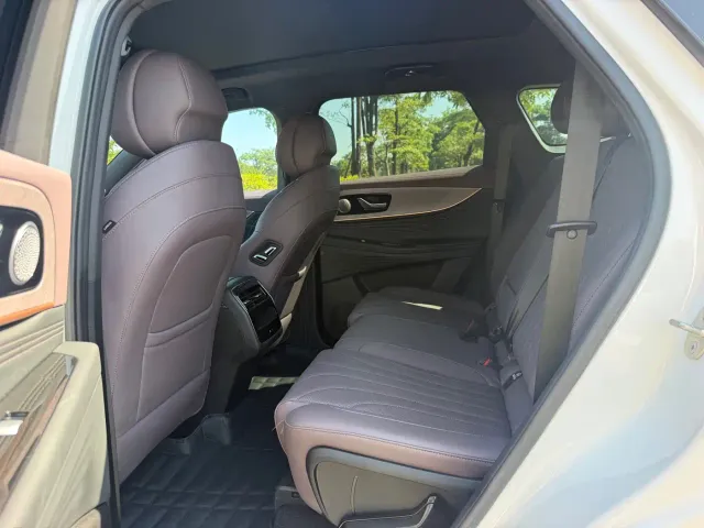 Chery Tiggo 9 — Фото автомобиля 15