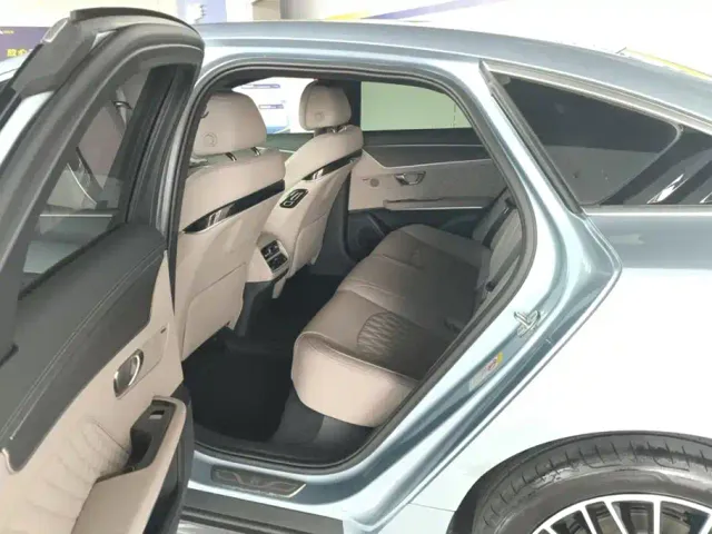 BYD Han — Фото автомобиля 11