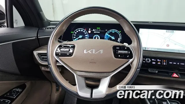 Kia K8 Hybrid — Фото автомобиля 13