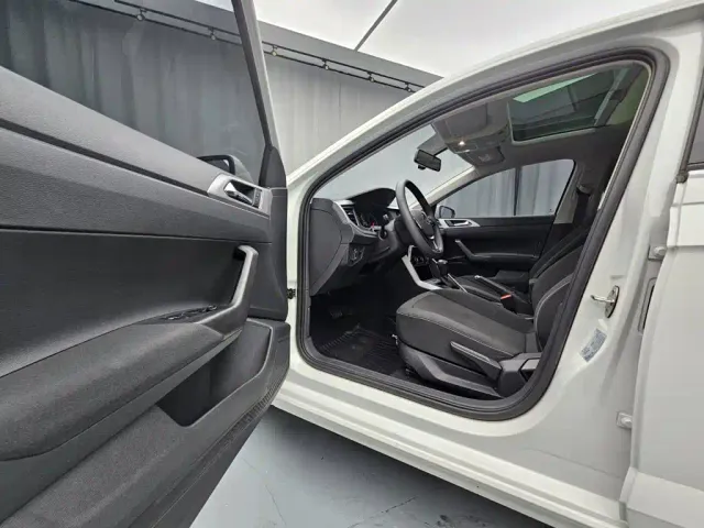 Volkswagen Polo — Фото автомобиля 14