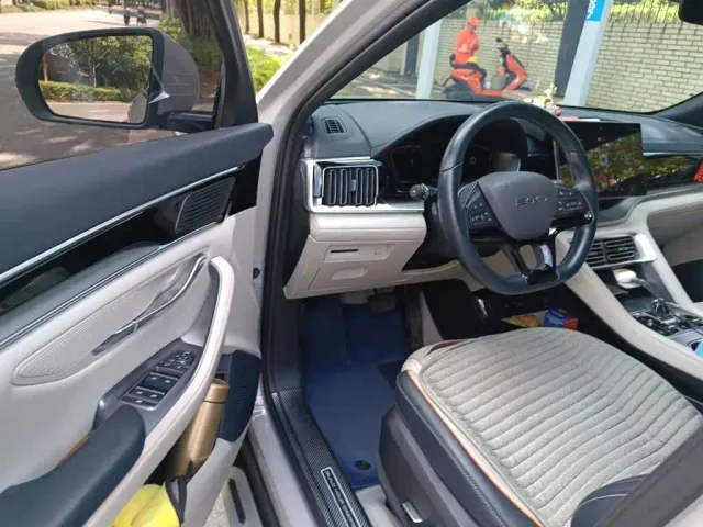 BYD Song PLUS — Фото автомобиля 13