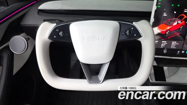Tesla Model Y — Фото автомобиля 14