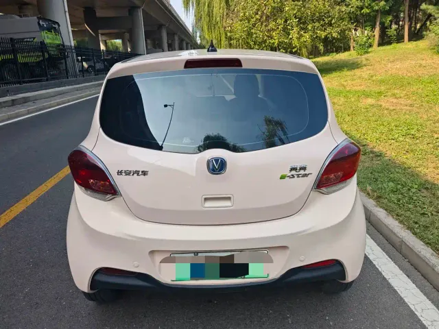 Changan Benben E-Star — Фото автомобиля 5