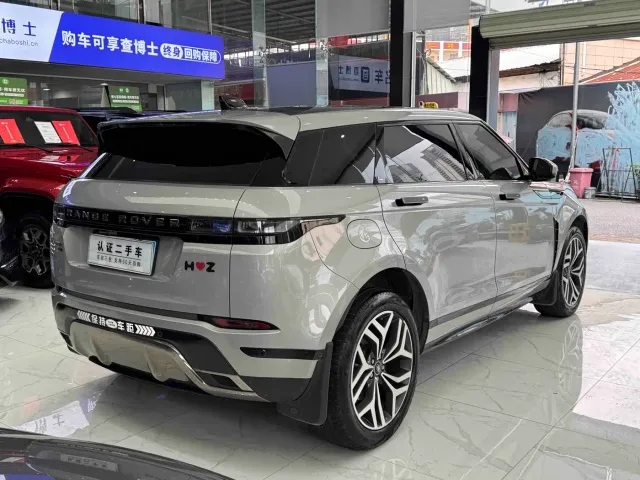Land Rover Range Rover Evoque 2021 Range Rover Evoque L 249PS R-Dynamic SE Luxury Edition — Фото автомобиля 7